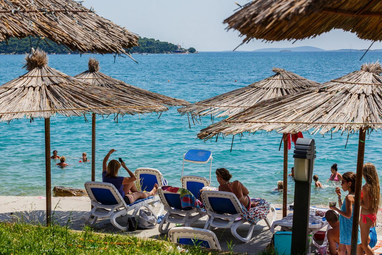 Apartments Barisic Hrvatskih Zrtava 404 Seget Vranjica Trogir Exterior foto